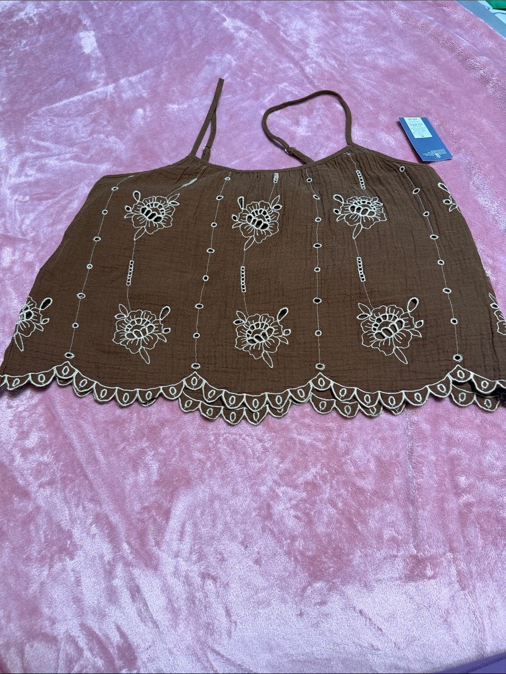 Universal Thread Brown Floral Embroidered Camisole